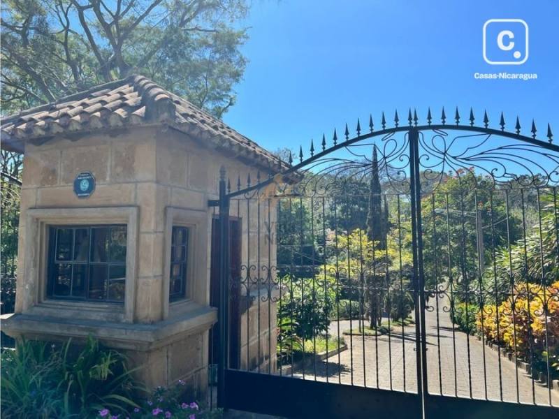 Lot for sale in Villa Fontana Sur, Managua – 2,365 m²