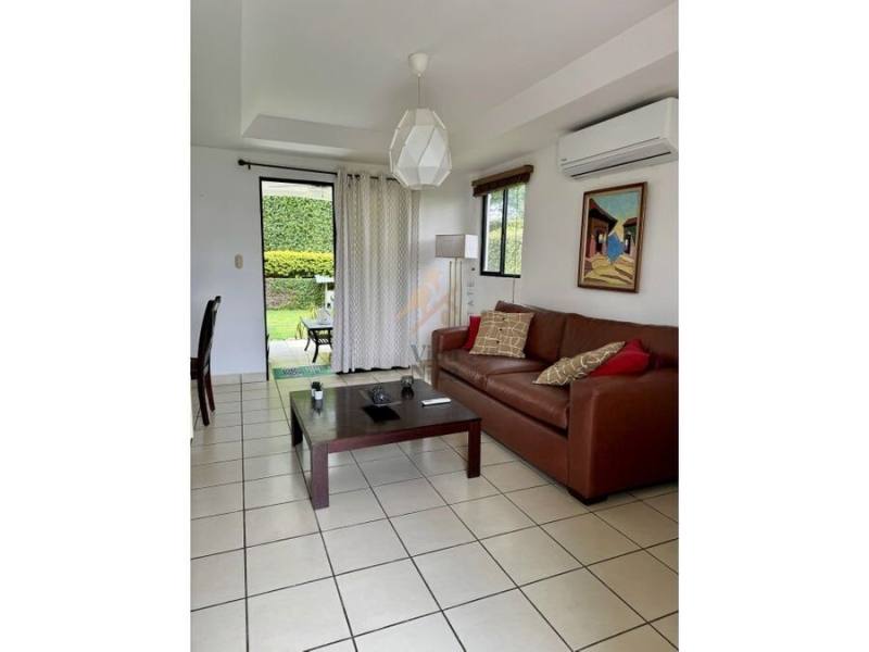 Casa en alquiler en Managua – 2 hab, US$ 1,500/mes