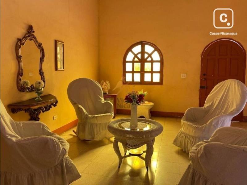 House for sale in Granada – 262 m²