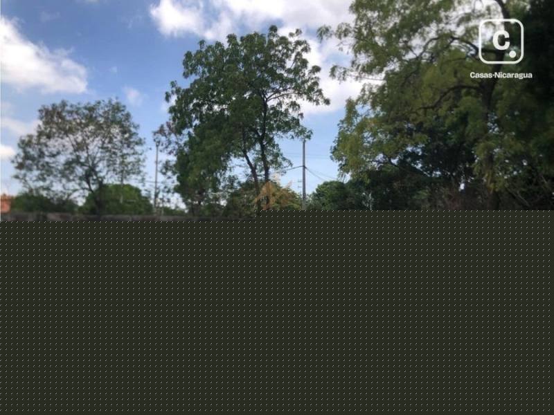 Lot for sale in Managua – 1,754 m²