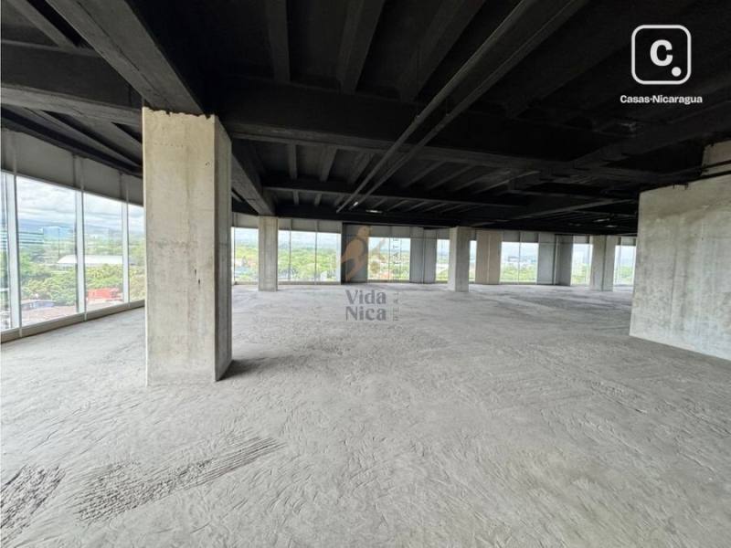 Building for rent in Managua – 613 m²