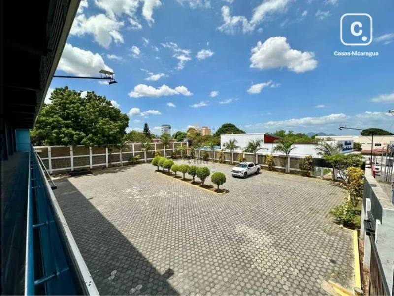 Edificio en alquiler en Los Robles, Managua – 2,000 m²