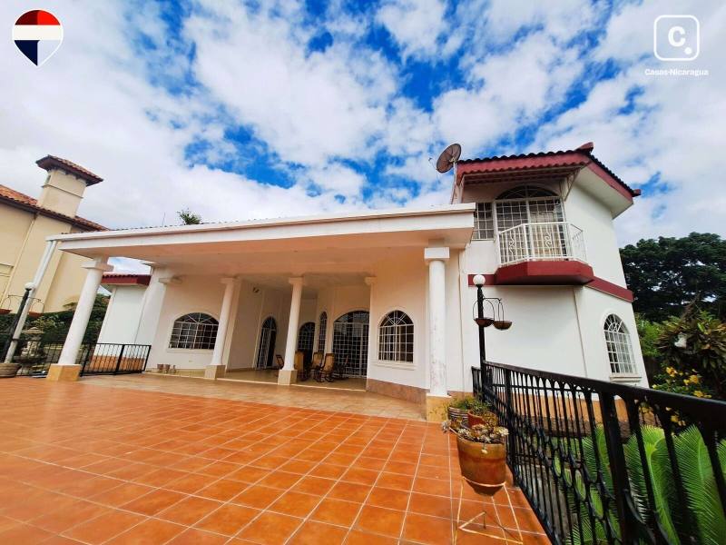 Casa en venta en Santo Domingo, Managua – 5 hab, 700 m², US$ 750,000