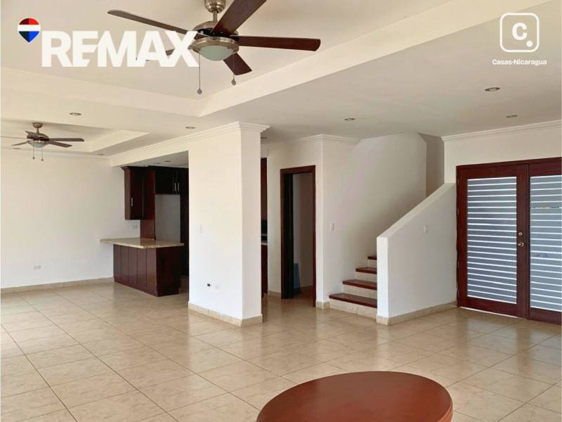 House for rent in Carretera Masaya, Managua – 3 beds, 206 m²