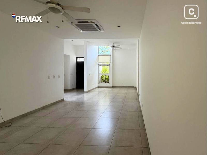 Casa en venta en Carretera Sur, Managua – 3 hab, 214 m²