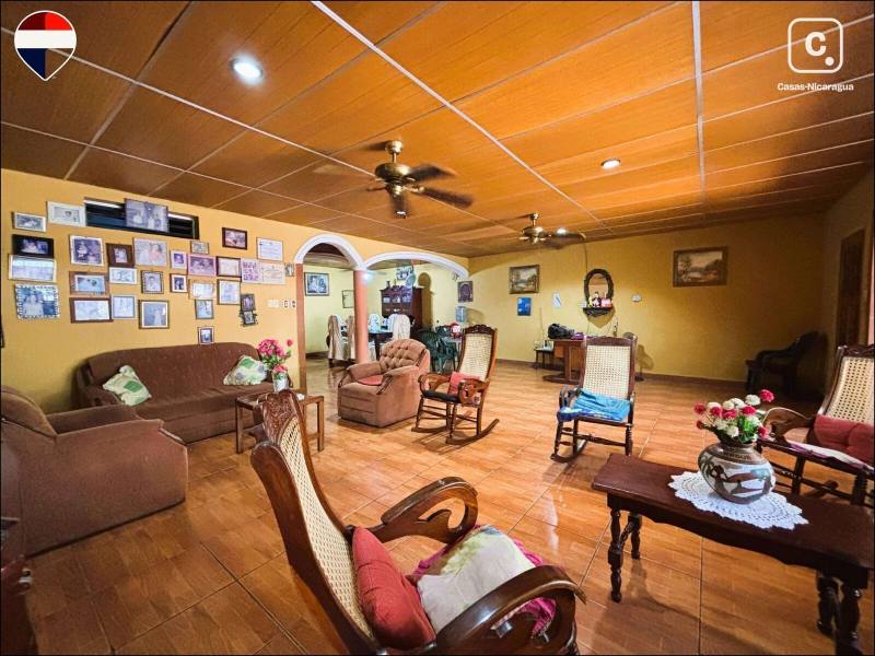 House for sale in Granada – 5 beds, 289 m²