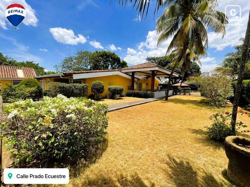 House for sale in Las Colinas, Managua – 5 beds, 480 m², US$ 370,000