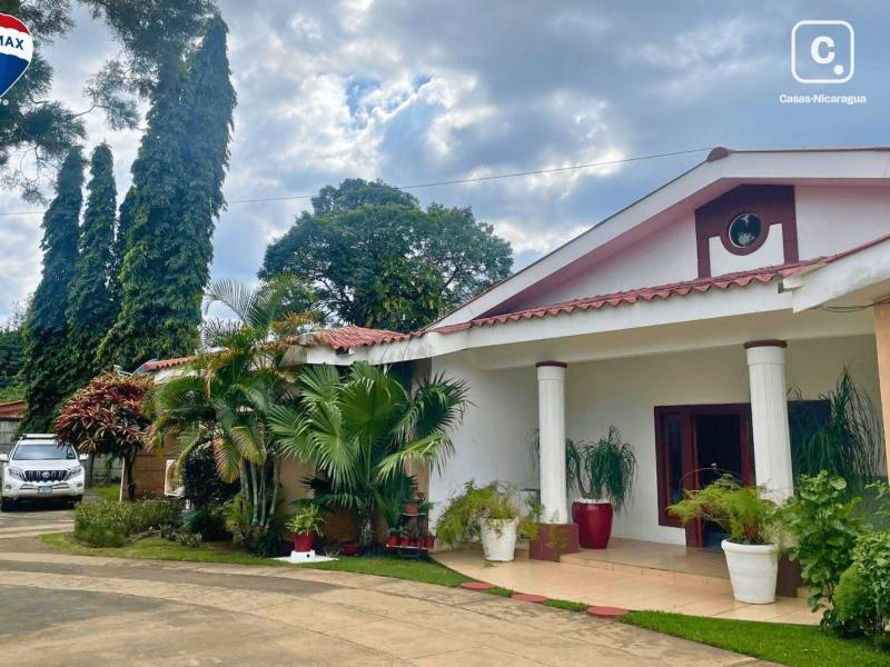 House for sale in Carretera Masaya, Managua – 4 beds, 1,715 m²