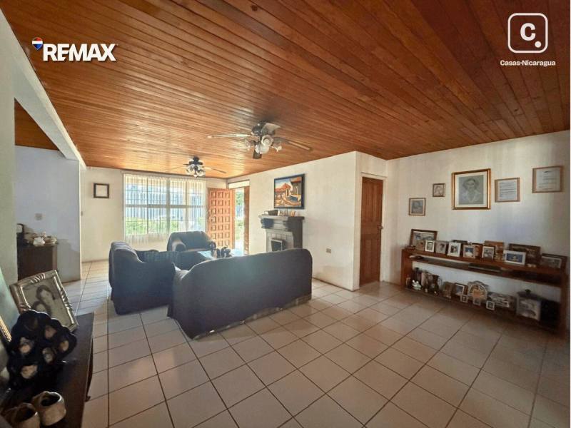 House for sale in Carretera Nueva León, Managua – 3 beds, 219 m²
