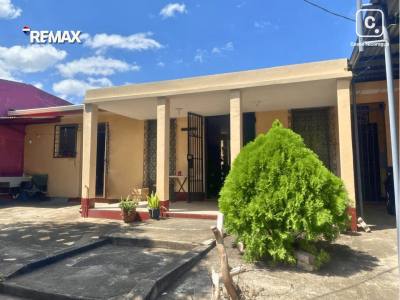 Casa en venta en Las Palmas, Managua – 7 hab, 402 m²
