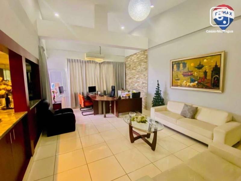 House for sale in Managua – 12 beds, 600 m²