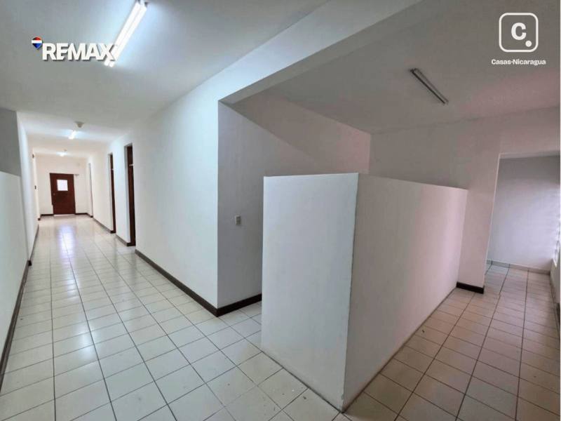 Local comercial en alquiler en Bolonia, Managua – 686 varas²
