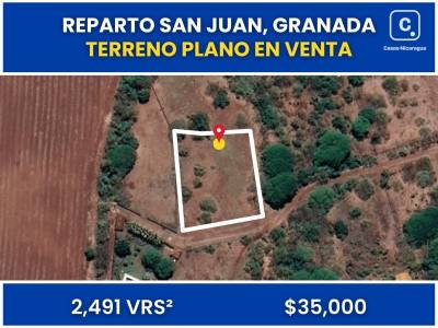 Terreno en venta en Granada – 1,740 m²