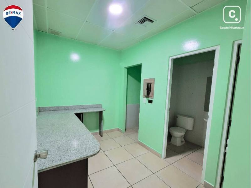Local comercial en alquiler en Villa Fontana, Managua – 108 m²
