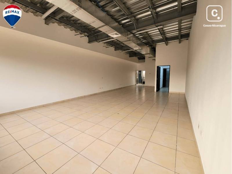 Commercial unit for rent in Villa Fontana, Managua – 105 m²