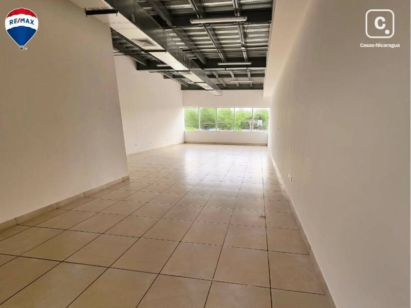 Commercial unit for rent in Villa Fontana, Managua – 105 m²