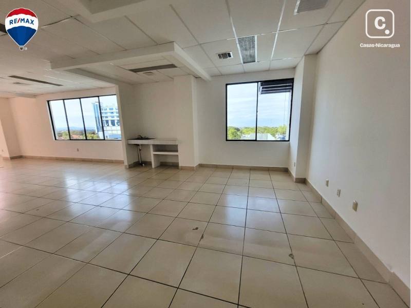 Local comercial en alquiler en Villa Fontana, Managua – 126 m²