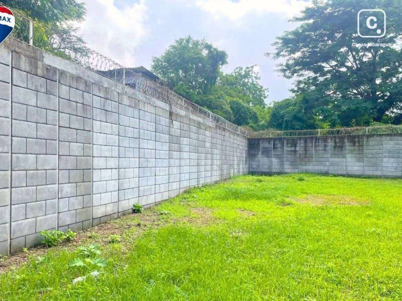 Local comercial en venta en Carretera Nueva León, Managua – 398 m²