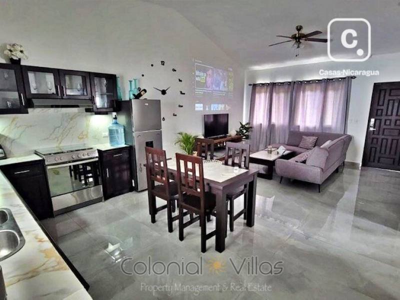 Casa en venta en Granada – 2 hab, 110 m²