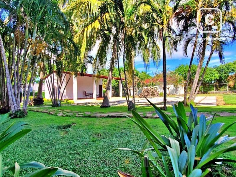 Apartment for sale in Granada – 2 beds, 110 m²