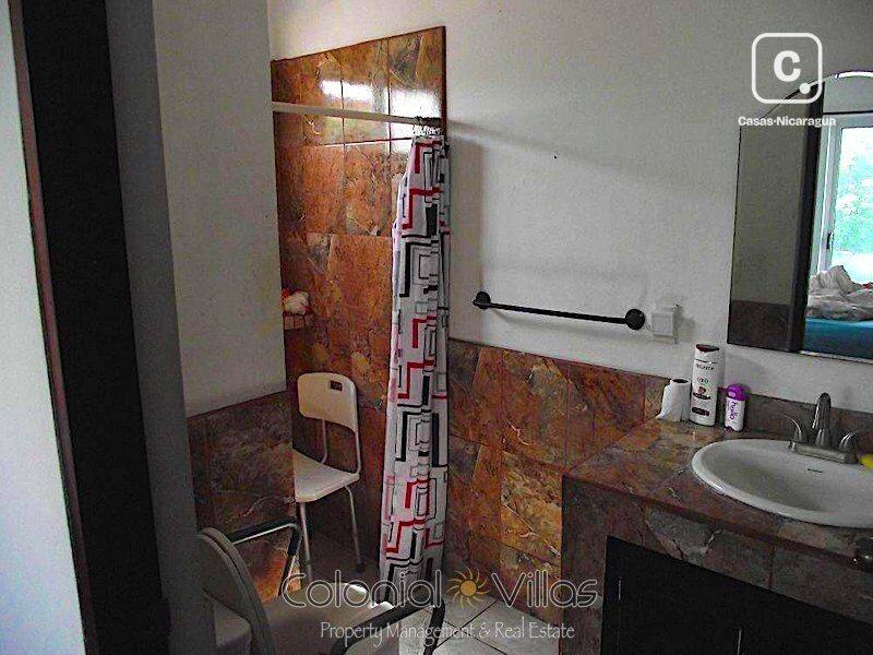 House for sale in Granada – 2 beds, US$ 125,000