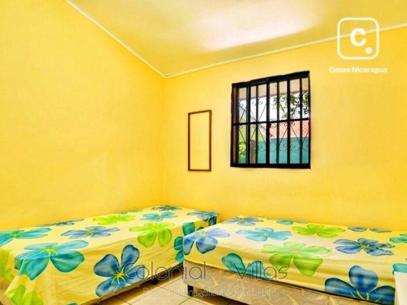 House for sale in Granada – 3 beds, US$ 125,000