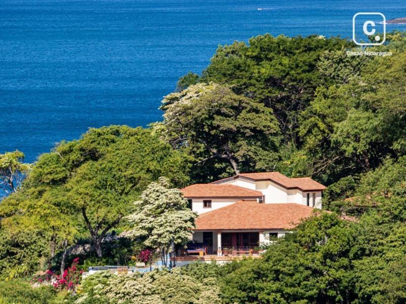 House for sale in Tola, Rivas – 4 beds, US$ 2,700,000