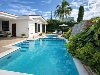 Casa en alquiler en Las Cumbres, Managua – 4 hab, 220 m²