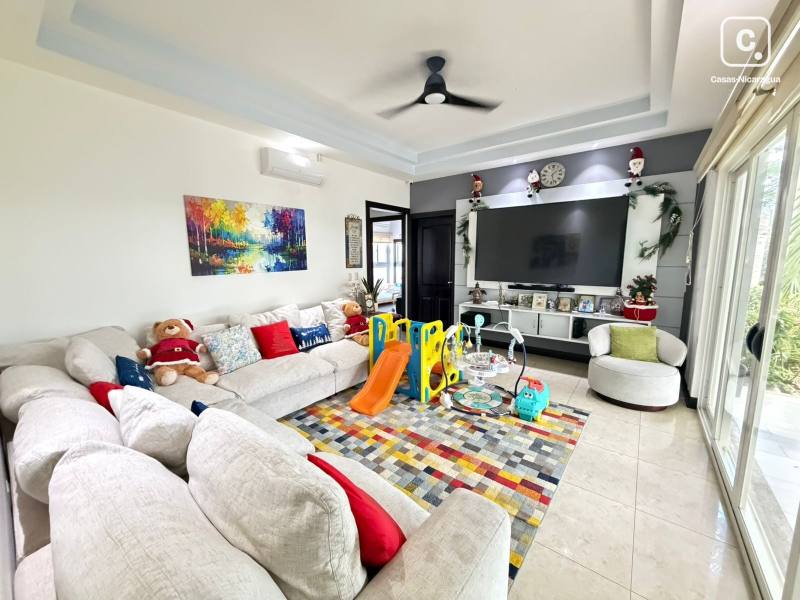 Apartamento en alquiler en Las Colinas, Managua – 5 hab, 380 m²