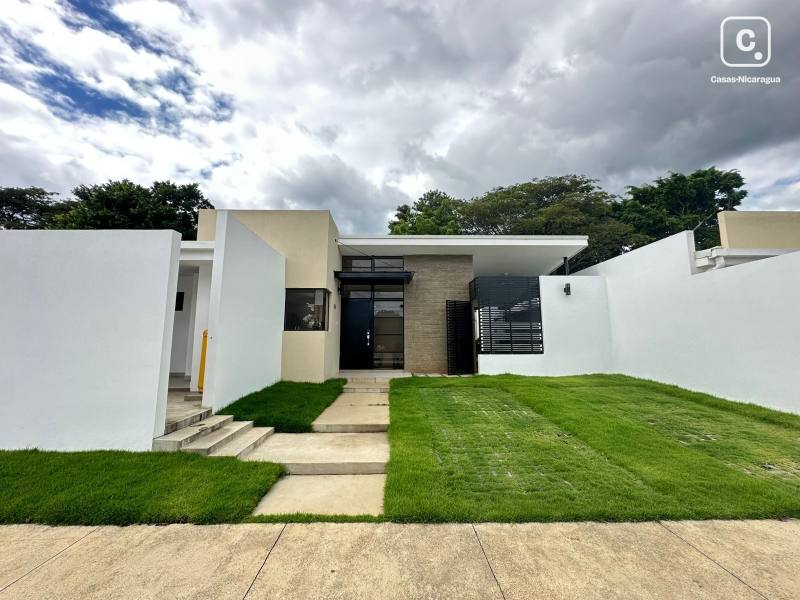 Apartment for rent in Carretera Masaya, Managua – 4 beds, 200 m², US$ 1,500/month