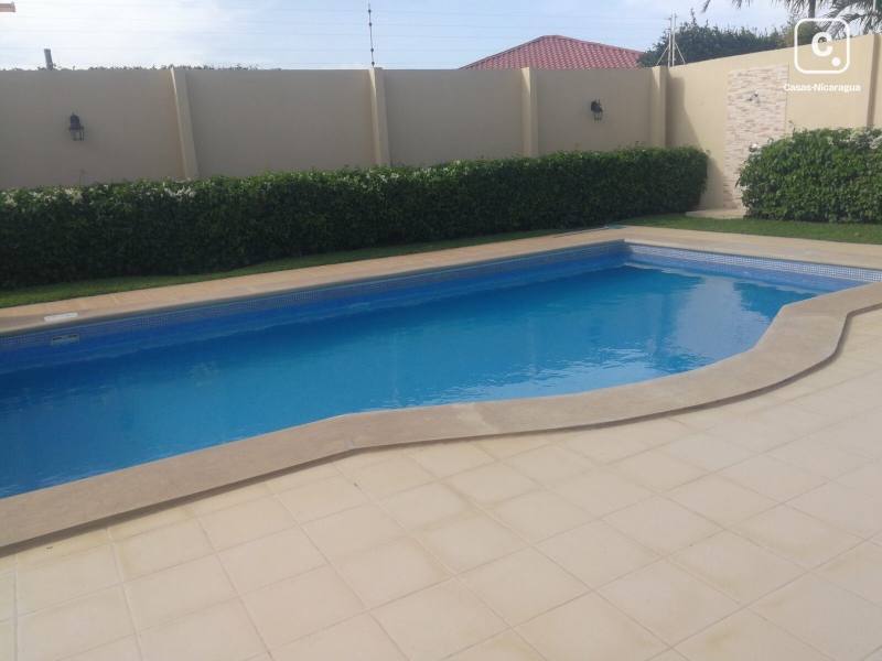 Apartamento en venta o alquiler en Las Cumbres, Managua – 4 hab, 300 m²