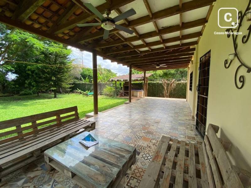 Apartamento en alquiler en Santo Domingo, Managua – 4 hab, 220 m²