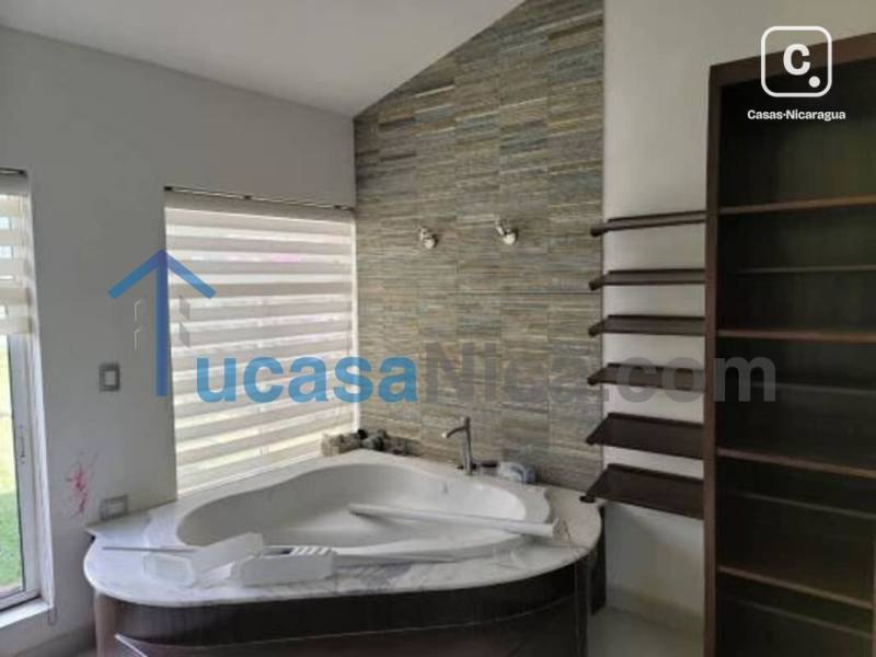 House for sale or rent in Las Cumbres, Managua – 4 beds