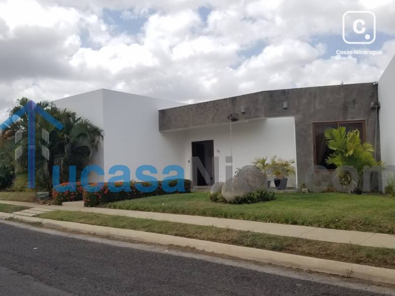 Apartment for sale or rent in Las Cumbres, Managua – 6 beds