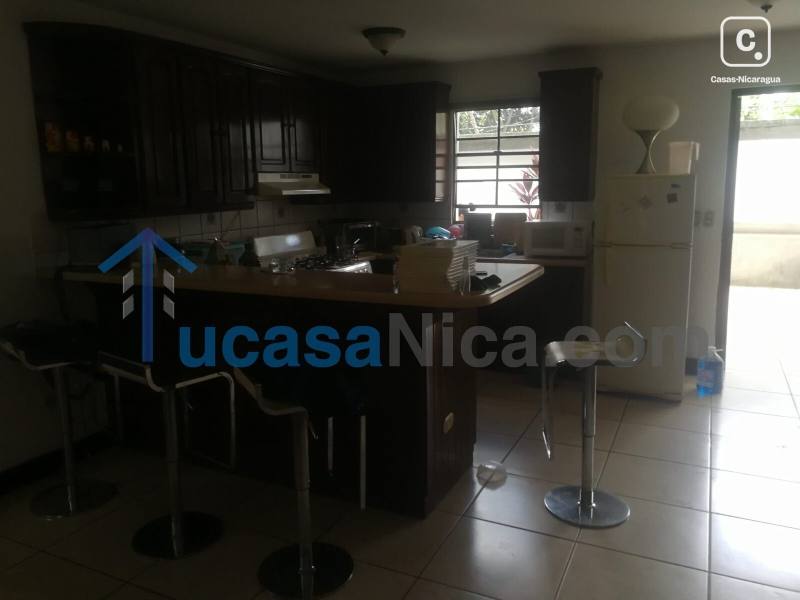 Apartamento en alquiler en Las Colinas, Managua – 3 hab, US$ 500/mes