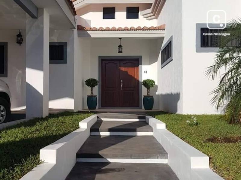 Apartamento en alquiler en Santo Domingo, Managua – 4 hab, US$ 1,700/mes