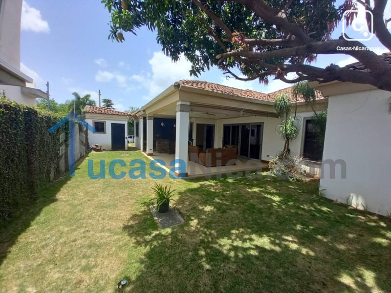 Apartamento en venta o alquiler en Las Cumbres, Managua – 4 hab