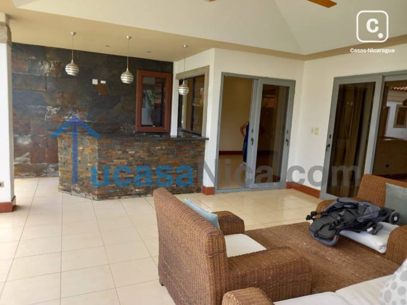 Apartamento en venta o alquiler en Las Cumbres, Managua – 4 hab