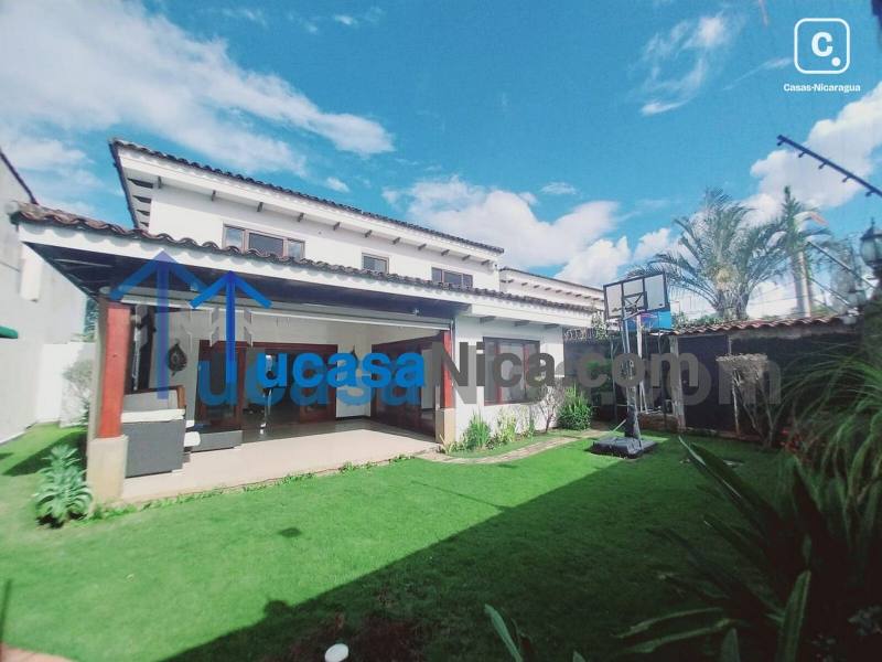 Apartment for sale or rent in Las Colinas, Managua – 5 beds