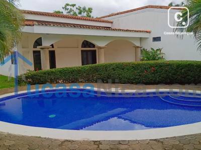 Casa en alquiler en Santo Domingo, Managua – 4 hab, US$ 2,200/mes