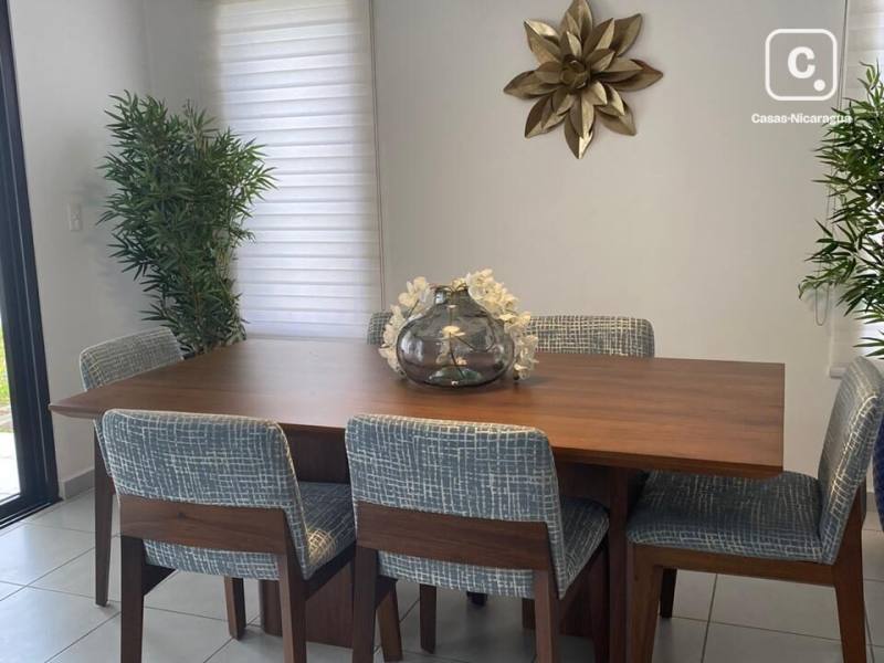 Apartment for rent in Carretera Masaya, Managua – 4 beds, US$ 1,300/month