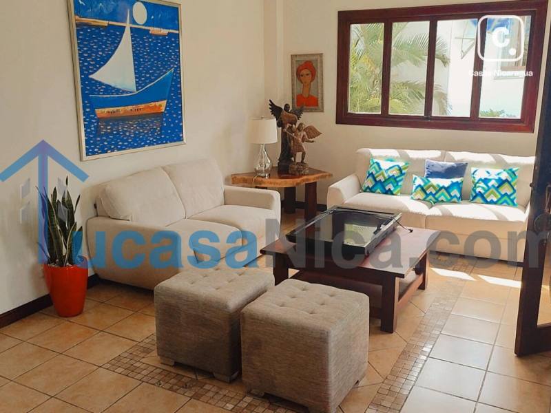 Apartment for sale or rent in Villa Fontana, Managua – 5 beds