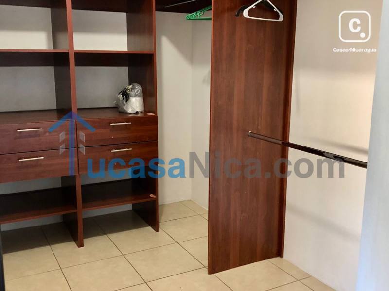Apartamento en alquiler en Las Colinas, Managua – 4 hab, US$ 995/mes