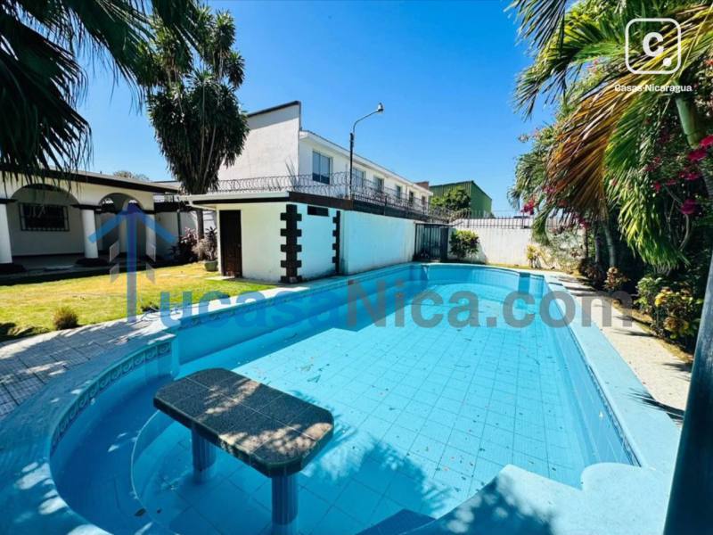 Apartment for rent in Villa Fontana, Managua – 4 beds, US$ 1,500/month