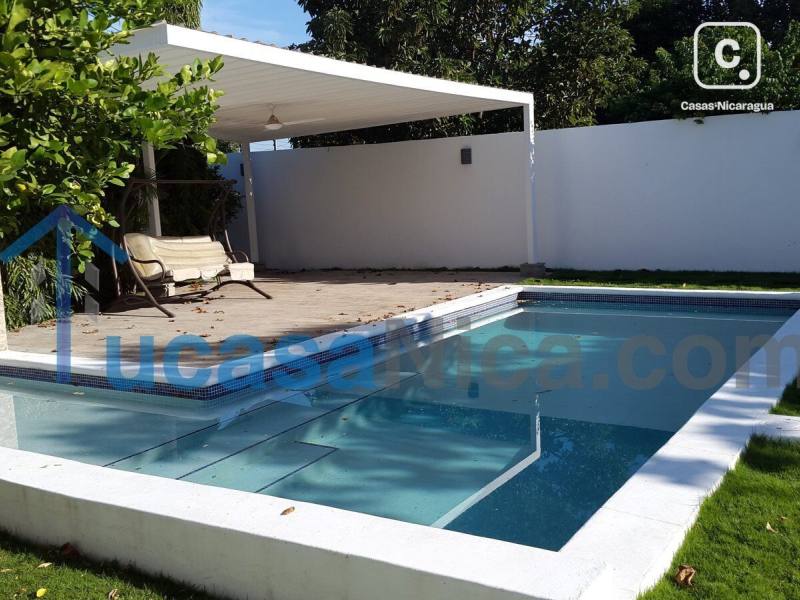 Apartamento en venta o alquiler en Las Colinas, Managua – 5 hab, US$ 350,000