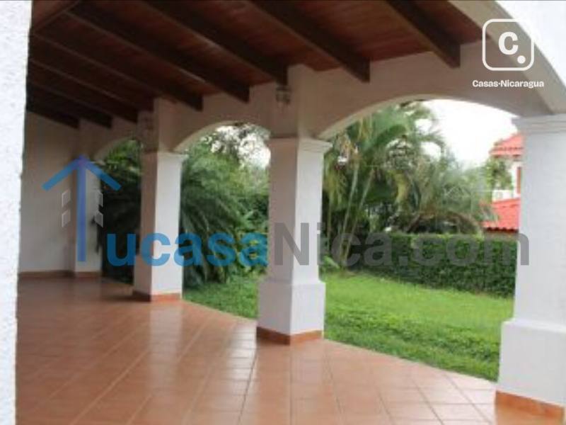 Apartamento en venta o alquiler en Santo Domingo, Managua – 4 hab, US$ 195,000