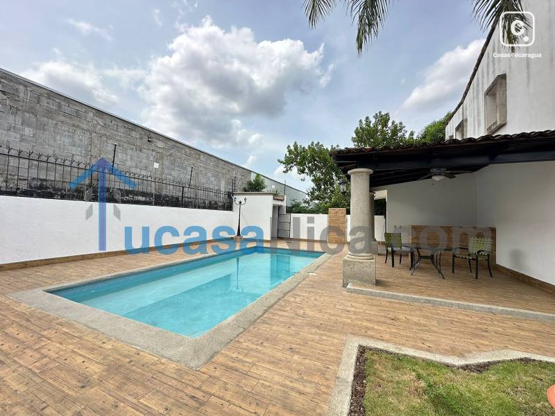 Apartamento en alquiler en Las Colinas, Managua – 2 hab, US$ 1,200/mes