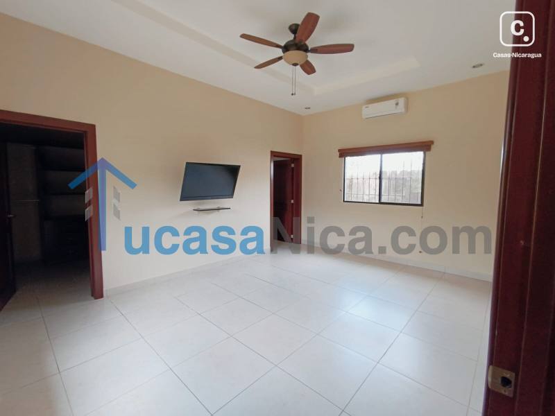 Apartment for rent in Santo Domingo, Managua – 5 beds, US$ 1,000/month