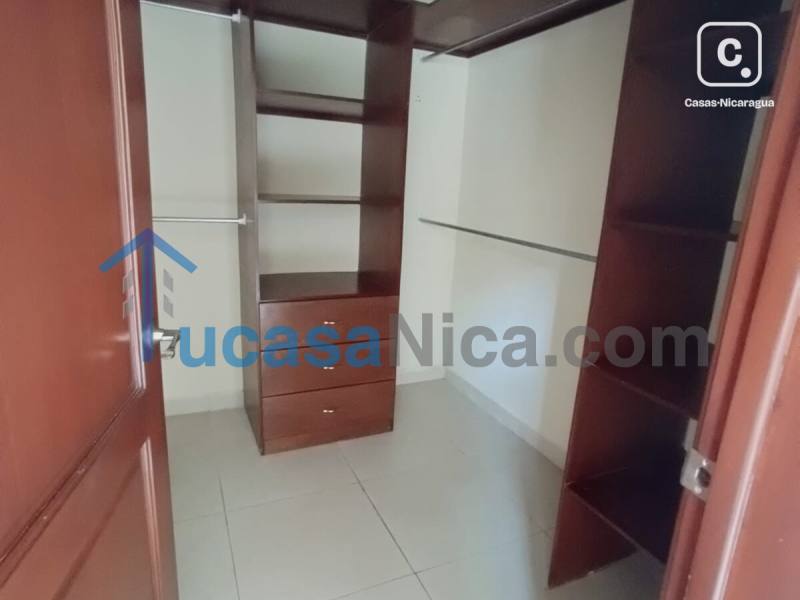 Apartment for rent in Santo Domingo, Managua – 5 beds, US$ 1,000/month