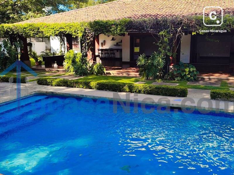 Apartamento en alquiler en Las Colinas, Managua – 5 hab, US$ 2,500/mes